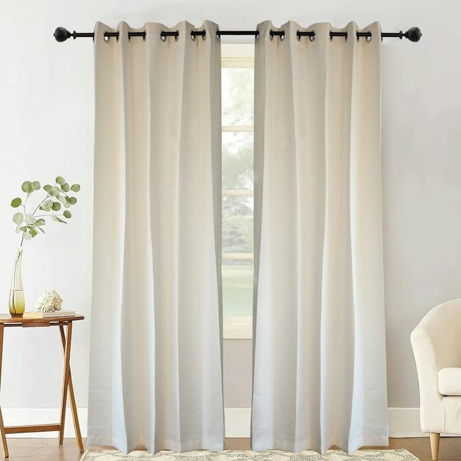 Classic Eyelet Curtain Rod
